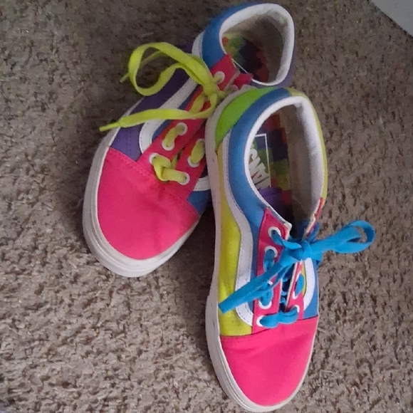 Vans Shoes - Vans Colorblock Sneakers Womens Size 7